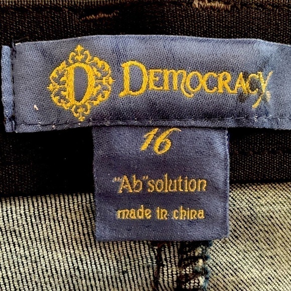 Democracy Ab Solution Tuxedo Jeans, Size 16, Dark Wash Blue Denim. - Picture 4 of 6